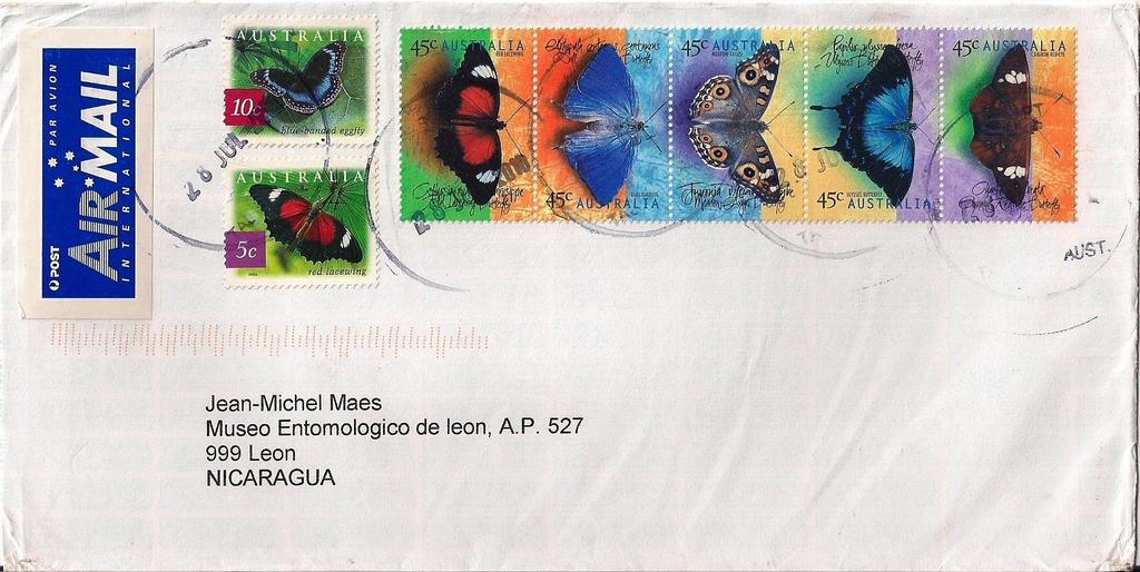 2010 Julio 28 : Mariposas 1998, gomados, tira de 5 sellos (Scott : 1690-1694) y Mariposas 2004 (Scott : 2235-2238), sobre carta de Kingston Beach, Tasmania a León, Nicaragua
