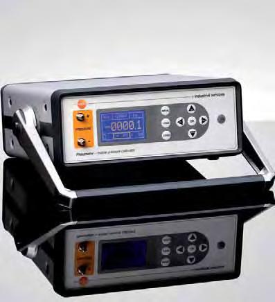 Generador de presión Pneumator Generador de presión y preciso calibrador Uso como generador o como instrumento de medición La mayor exactitud incluso en el rango más bajo de Pa Batería de larga