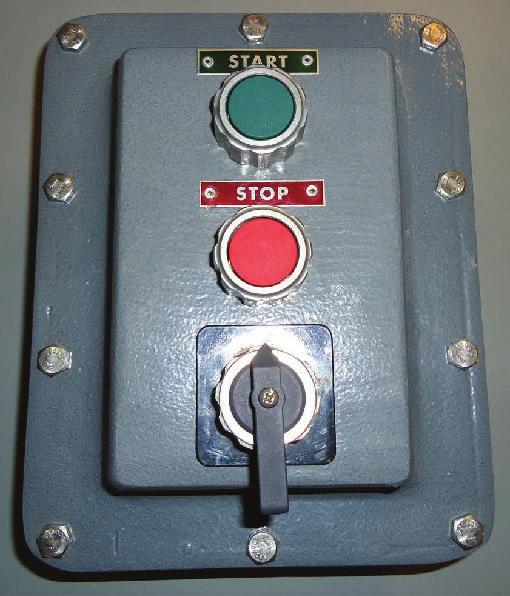 Control Industrial Botoneras Configurables para Áreas Clasificadas XC APLICACIONES Instrumentos de control utilizados en el encendido o apagado de sistemas eléctricos por medio de pulsadores y en
