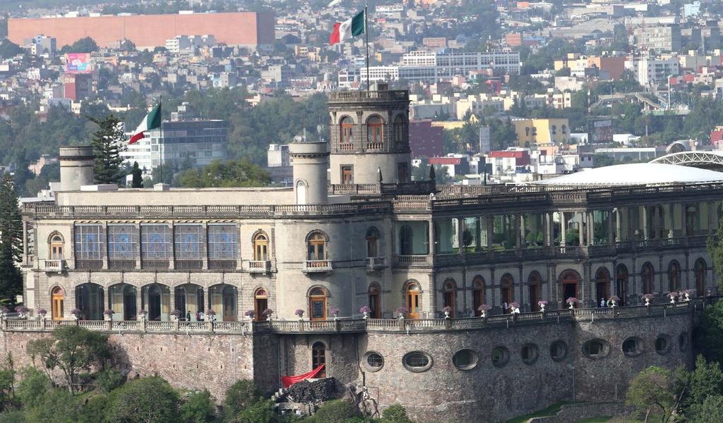 MENSAJE DEL PRESIDENTE 8 un crecimiento de más del 17% con respecto a 2013, cifra récord en la historia del turismo en México.