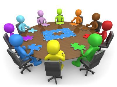 Focus groups Consiste en reunir un grupo de ocho a diez usuarios (máximo quince), alrededor de una mesa, para debatir acerca de un tema en específico como: