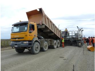 Vehículo de Transporte y Descarga del Concreto Camión Tolva Recomendable el uso de camión tolva dado que se