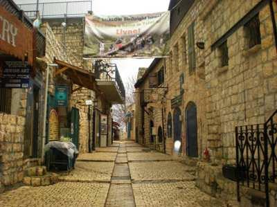 05- GALILEA / SAFED / RIO JORDAN / MONTE TABOR / JERUSALEN Desayuno. Salida hacia Safed, para recorrer sus encantadoras callejuelas y sus sinagogas.