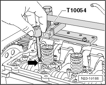 , Centro de Formación Automóvil Página 4 de 5 Colocar a continuación la palanca para válvulas -VW 541/1 A- con la pieza de presión -VW 541/5-.