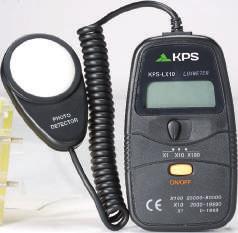 MEDIDORES AMBIENTALES KPS-TM15 Termómetro de infrarrojos --Termómetro digital por infrarrojos. --Puntero láser Clase II según FDA --Medidor de temperatura superficial desde -20ºC hasta 350ºC.