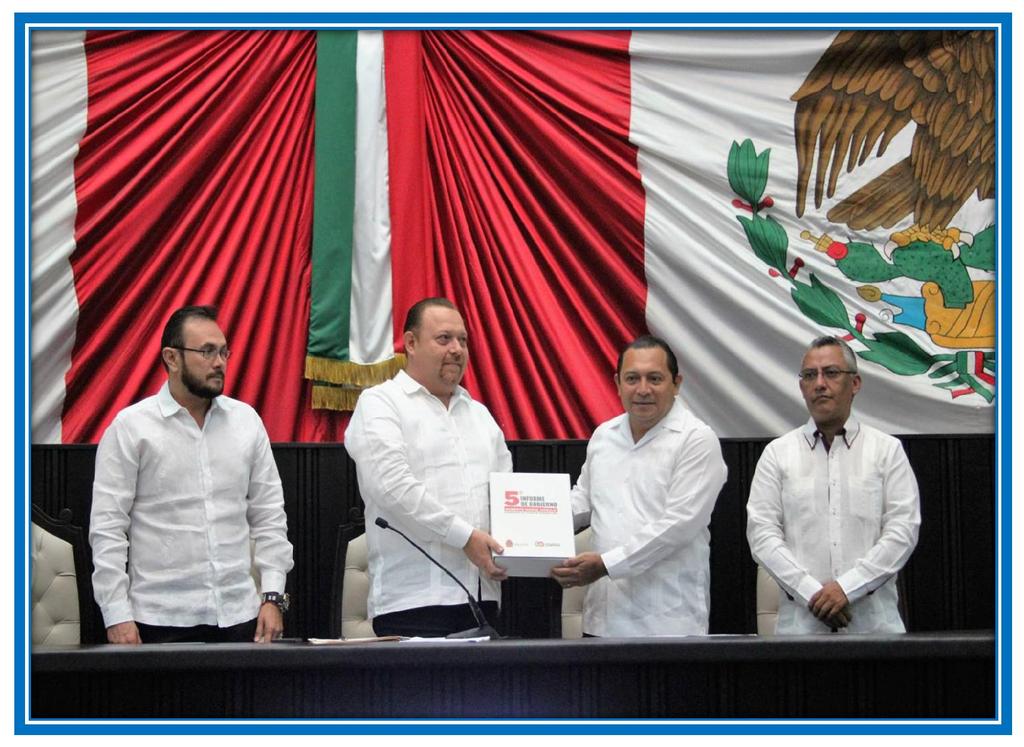 En sesión ordinaria de fecha 08 de septiembre se realizó la Entrega del Quinto Informe de Gobierno del Lic. Roberto Borge Angulo Gobernador Constitucional de Quintana Roo.