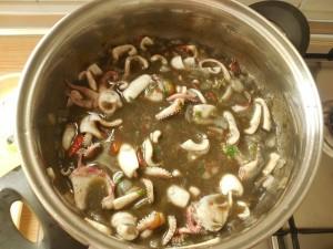 Los tiempos de cocción de los calamares dependen un poco de que la calidad de los calamares,