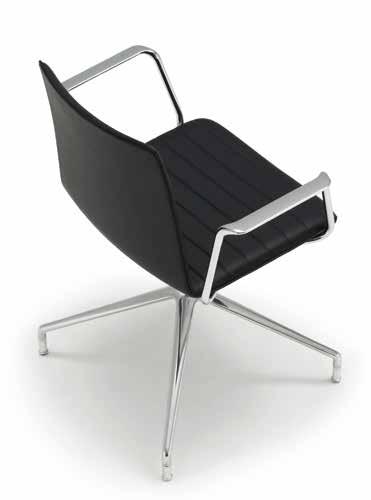 Workspace Espacio de trabajo c SI 1601 Thermo-polymer chair. 4-legged solid beech wood base. Silla con carcasa de termopolímero.
