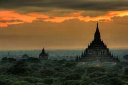 05- BAGAN Desayuno. Bagan, antigua capital de Myanmar fundada en el siglo IX y catalogada como Patrimonio de la Humanidad por la UNESCO.