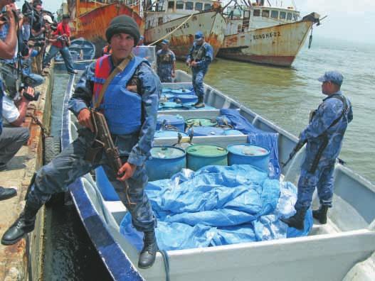 Defensa y Soberanía A través del Destacamento de Operaciones Especiales Navales se brindó apoyo a los diferentes Ministerios del Gobierno Central, destacándose la limpieza de la laguna de Xiloá,