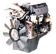 Configuración del motor DT 466 E Potencia:195 HP @ 2300 rpm Torque: 520 lb-ft @ 1400 rpm 6 cilindros 7.6 L, turbocargado postenfriado El International EVRT control electrónico del turbocargador.