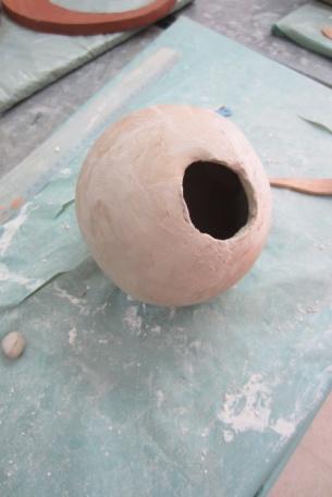 - Realización de las esferas de distinto tamaño en molde de