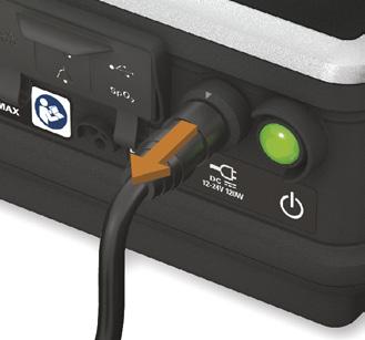 Antes de conectar el cable de alimentación a la fuente de alimentación ResMed, asegúrese de que el extremo del conector del cable de alimentación esté correctamente alineado con el enchufe de entrada