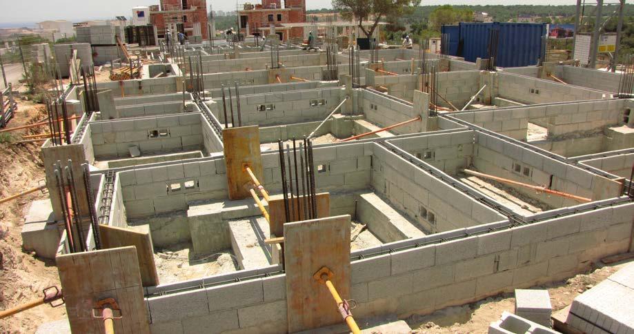 Foundation structure is composed by footings and foundation beams from reinforced concrete.