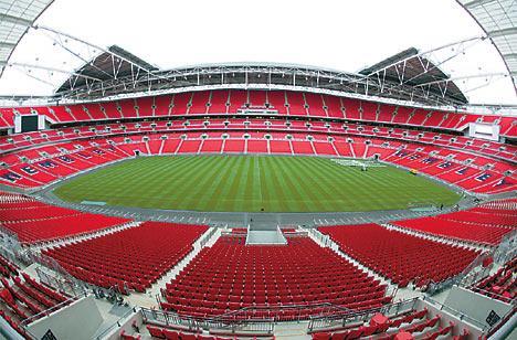 Tork y Wembley Stadium Abre sus puertas por primera vez en 1924 y en el 2000 es demolido para reabrir sus puertas en el 2006