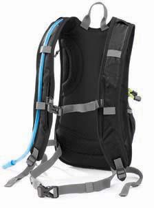 KI0133 KI0134 50 30 1 Capacidad 10 L 19 L Dimensiones 21x42x12 23x44x19 10 s Ref. KI0134: Ultra Trail Backpack.