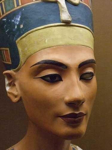 Nefertiti Las imágenes de hace años estaban creadas