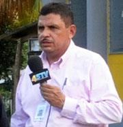 José Bayardo Mairena: trabajó para el Canal 4, en el programa Así es Olancho y era