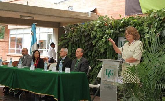 El 28 de febrero de 2017 el programa de Ingeniería Química de la Universidad del Valle de Guatemala (UVG) recibió el certificado de re-acreditación de parte de la presidenta de la ACAAI, Dra.