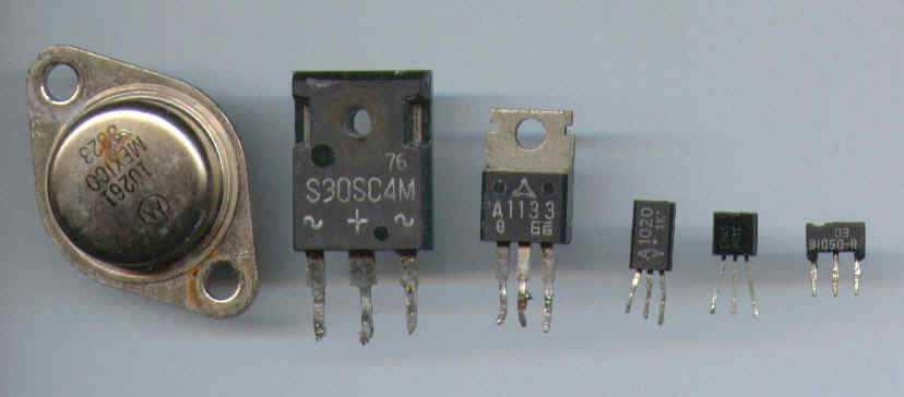 2ª Generación: transistores Menor tamaño, menor disipación de calor, mayor fiabilidad Primeros