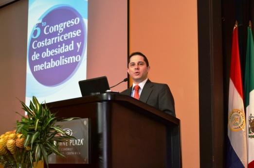 Secretario de la Federación Latinoamericana de Sociedades de Obesidad (F.L.A.S.O.) para el periodo 2014-2017. Delegado de la Asociación Latinoamericana de Diabetes para Costa Rica (A.L.A.D.) para el periodo 2013-2016.