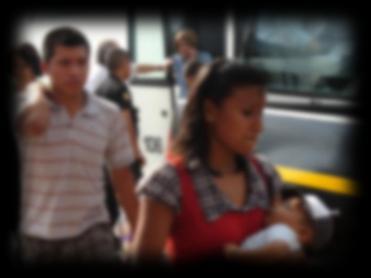 Los NNA migrantes guatemaltecos* Historia migratoria familiar NNA que forman parte de familias migrantes NNA que migran solos o sin acompañamiento Viajan en condición migratoria indistinta Regular -