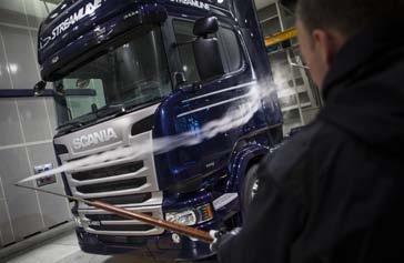 PRESS info P13302ES / Per-Erik Nordström 21 de marzo de 2013 Scania Streamline, suavizando las líneas para reducir la resistencia y aumentar los beneficios Scania ha optimizado la aerodinámica en