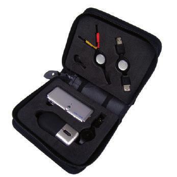 5*15cm SET DE COMPUTADORA SETTY Color negro, contiene mouse, mousepad, 3 puertos usb, viene en caja blanca Medidas: 20*16*4cm