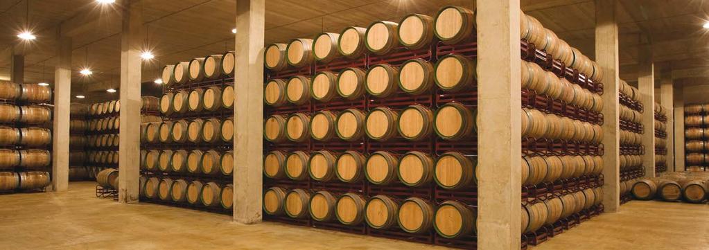 La auténtica Tradición Con mas de 100 años de historia vitivinícola, Familia Martínez Bujanda fundó en 1951 la bodega Cosecheros y Criadores.