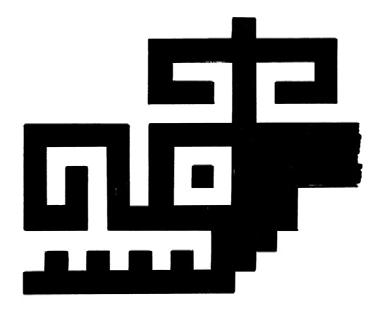Al igual que en los felinos de la cornisa de Chavín los símbolos se muestran por separado y el artista ha determinado presentar las puntas de forma oculta en los dientes de la cabeza felínica.