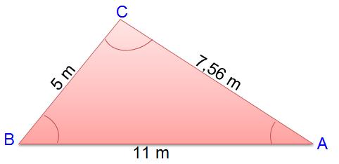 3. En el siguiente triángulo calcular el valor del ángulo A.