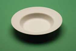 Serie S platos desechable biodegradables Los platos Usobio serie S son vajillas biodegradables que unen la responsabilidad de ser respetuoso del medio ambiente, con la comodidad de ser productos usar