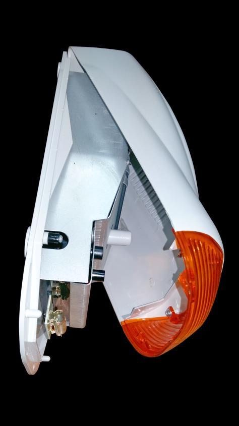 Estas sirenas cuentan con un chasis metálico, el cual se encarga de proteger los componentes vitales del dispositivo.