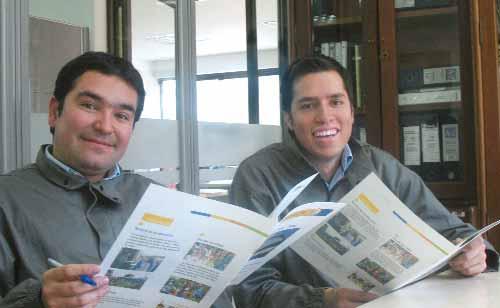 60 Informe Anual Gerdau 2006 Los colaboradores de Diaco (Colombia), Alejandro Mantilla y Álvaro Gómez, participan de programas de capacitación y motivación que ya mostraron resultados como el aumento