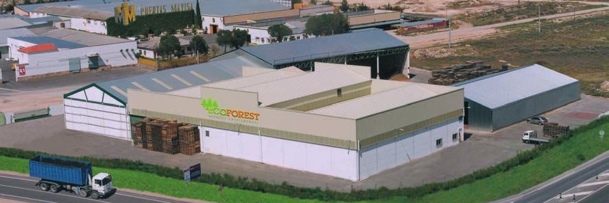 Desde su factoría, ECOFOREST distribuye sacos de pellets de madera a toda Europa.
