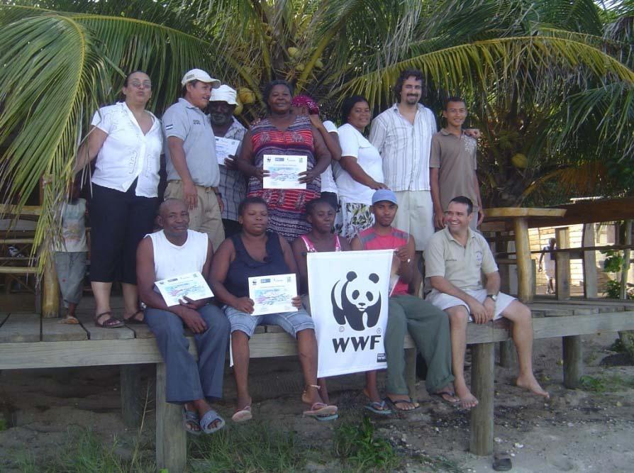 EVALUACIÓN N DE VULNERABILIDAD EN ZONAS COSTERAS E ISLAS DE LA BAHÍA La evaluación fue financiada por DFID a través de WWF en 5 comunidades altamente vulnerables al