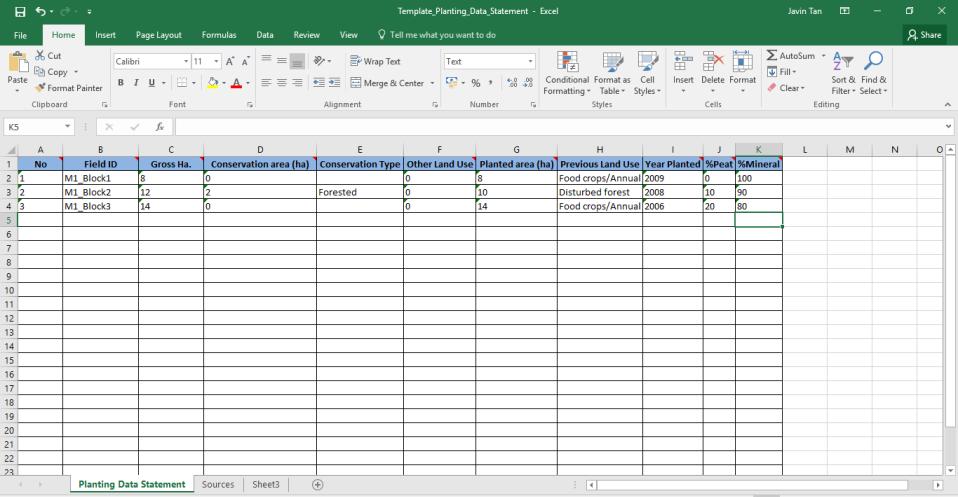 Una vez completada, puede cargar la plantilla de Excel en PalmGHG haciendo clic en Cargar y seleccionando a continuación el archivo de Excel de su base de datos.