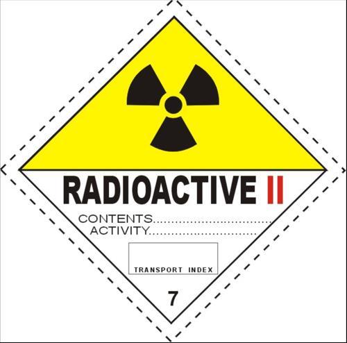Radioactivo Material radioactivo, Clase 7, Categoría II Amarilla Símbolo (trébol): en negro Fondo amarillo con borde blanco en la mitad superior, blanco en la inferior Número 7 en el ángulo inferior