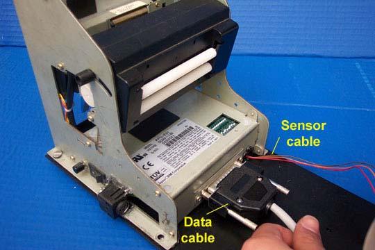 Si el cable de datos de la impresora esta danado o roto, por favor cambie el cable y haga de nuevo el test con el programa de Hardware(BDVT).