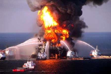 1. INTRODUCCIÓN La mancha de crudo que provocó el accidente en la plataforma de BP está ya considerada la más grande en la historia de EEUU.