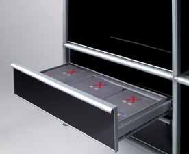 Le système se complète d une série d accessoires très pratiques: portes coulissantes avec ou sans clé, des portes basculantes, des couples de tiroirs et tiroirs pour dossiers