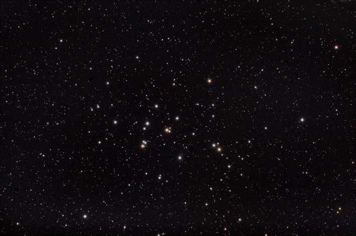 Objeto: M044 ( NGC 2632) Tipo: Cúmulo Abierto Clase: II 2 m Constelación: Cancer AR: 0840.0 Dec: +19 40 Magnitud: 3 Distancia (a.l.): 577 Eje Mayor: 95 m Fecha: 14/03/2015 21:44 SQM *: 20,60 F (mm): 700 Bar(x): 0.