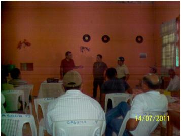 También se hizo una presentación sobre la experiencia en la producción de semillas de la Unión de Cooperativas productora de