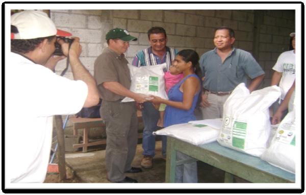 3.- Proceso de entrega de semilla de frijol ICTA ligero en el departamento de Chiquimula.