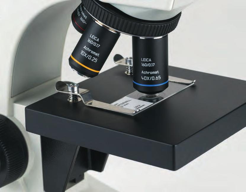 hacer coincidir la apertura con el objetivo y obtener así una resolución máxima Configuración económica con tubo monocular Leica DM300 Microscopio de segundo