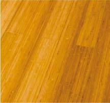El piso que elegimos es uno de madera sólida de bambú, no es el piso laminado que se hace con madera prensada, o el piso de ingeniera que se compone de varias capas de madera, es un piso sólido, que