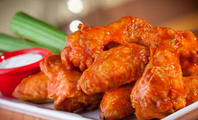 Classic Wings Over Buffalo PAQUETES WINGS La comida para ser perfecta debe incluir una buena compañía. Elige la salsa de tu preferencia!