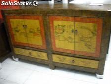 Aparador procedente de mongolia (antiguedad aproximada 150 años),disponemos de stock de mueble chino,mueble