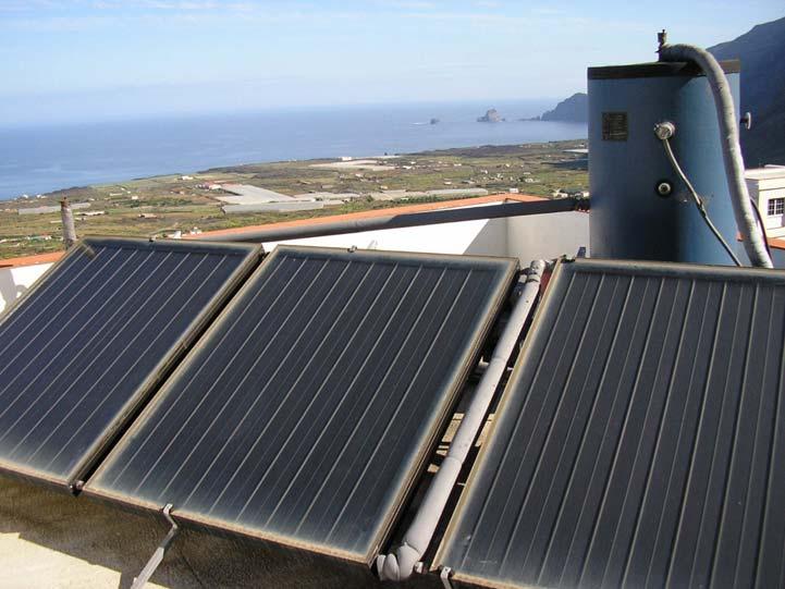 NORMATIVA DE SISTEMAS SOLARES TÉRMICOS EN CANARIAS El Código Técnico de la Edificación, que entró en vigor en septiembre de 2006, exige la instalación de sistemas solares térmicos en los edificios de
