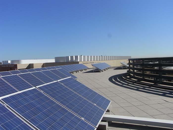 Foto: Instalaciones fotovoltaicas del Edificio de Servicios del